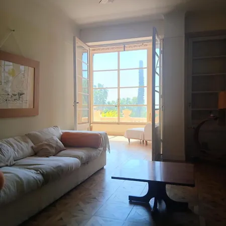 Duplex 3 Face Apartment Menton